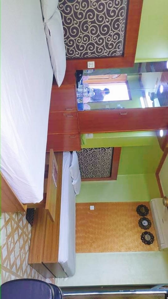 Premium Double Bed Room ( Suite )